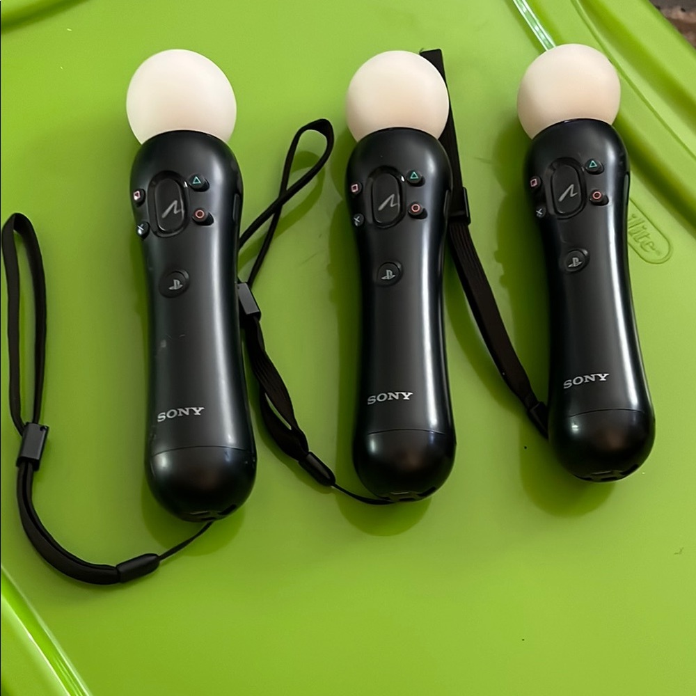 Sony Black Motion Controllers Set